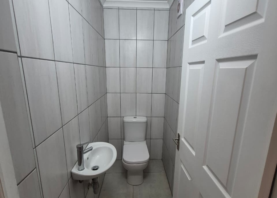 3 Bedroom Property for Sale in Mossel Bay Ext 15 Western Cape